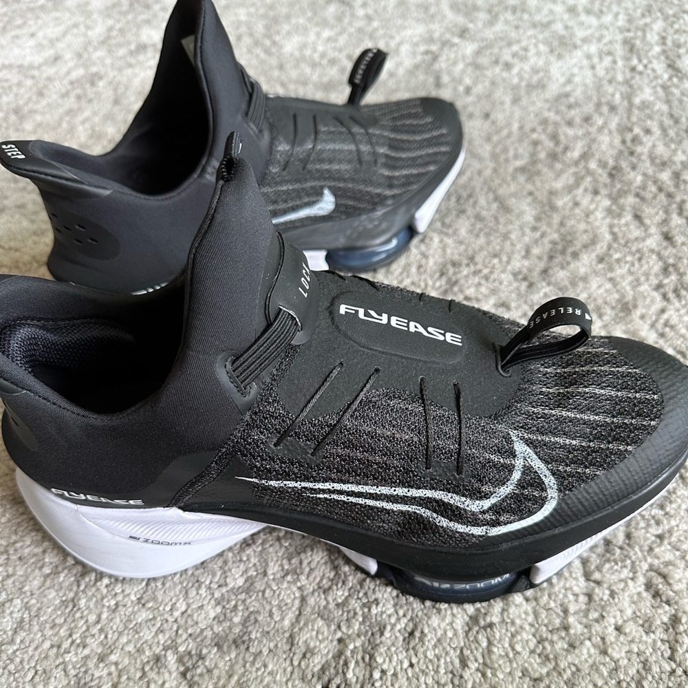 NIKE FLYEASE ZOOMX men’s running shoes